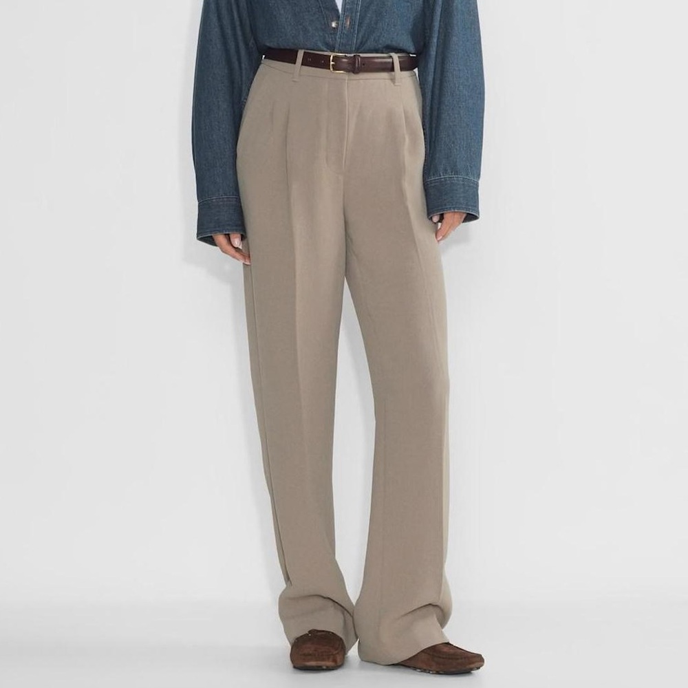 Aritzia Wilfred Limitless Crepette Pant